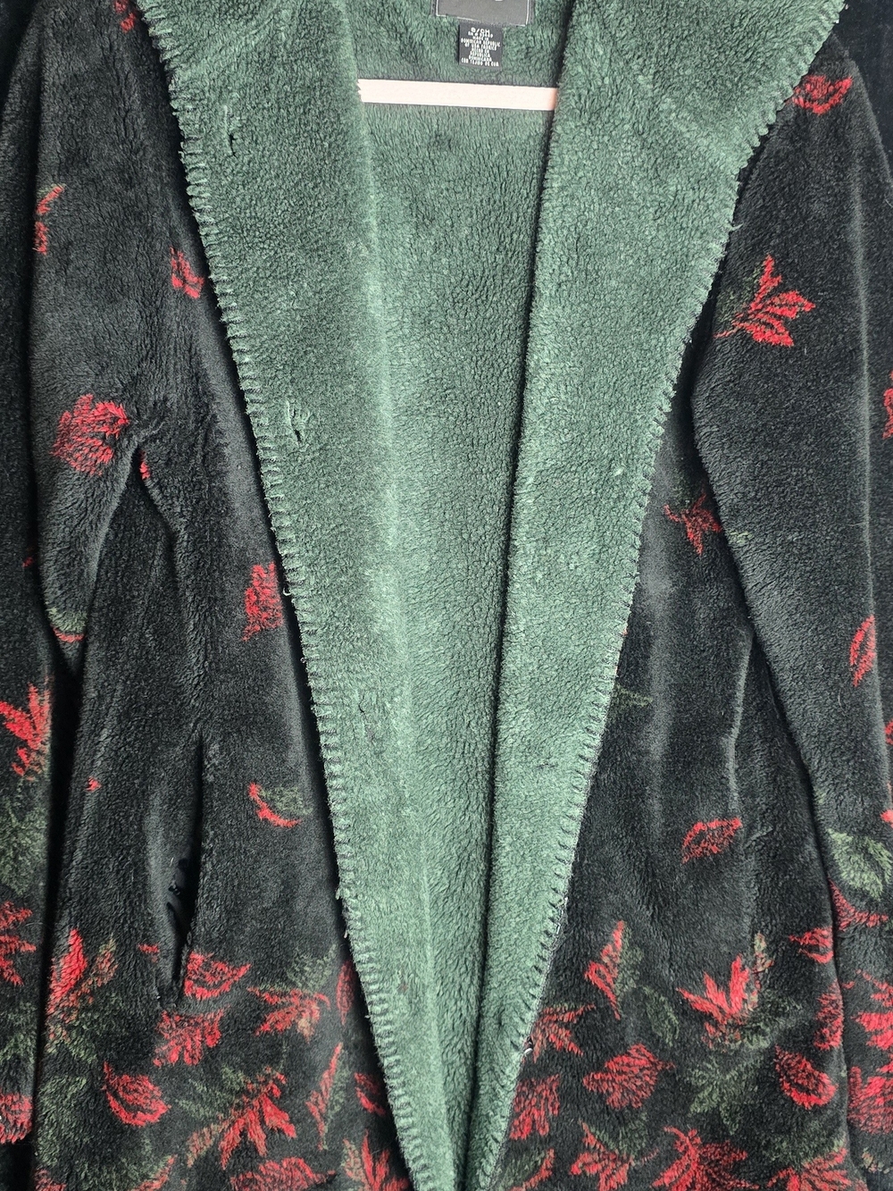 Cozy Floral Teddy Jacket in Black, Green & Red - Unbranded